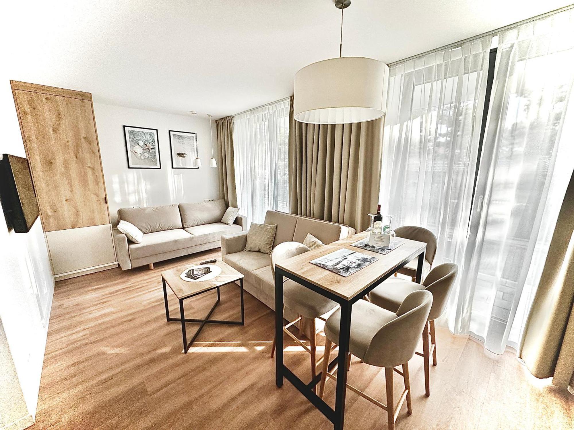Jantaris B1 - Apartament 20M Od Plazy Mielno  Kültér fotó